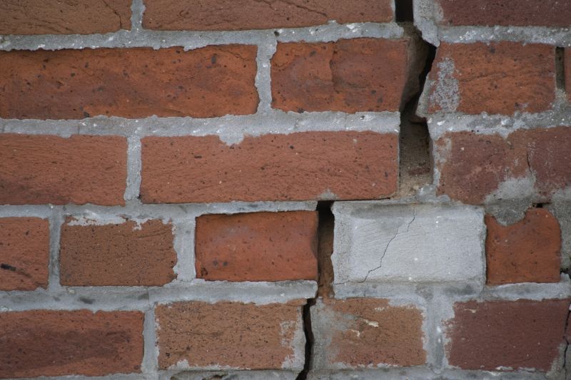Common Signs for Repointing